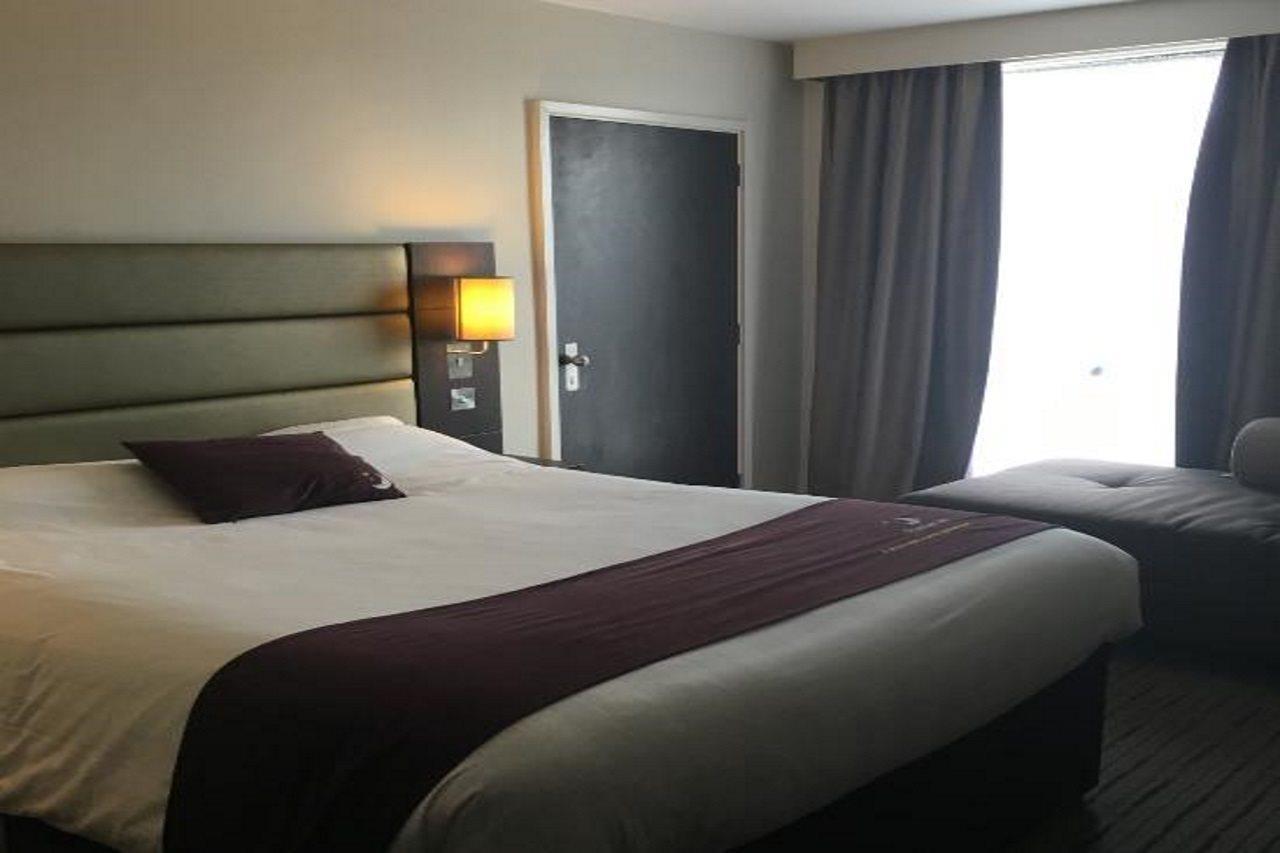 Premier Inn Telford Central Exterior photo